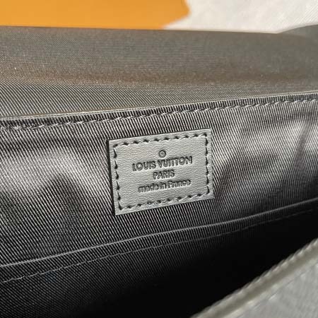 2025年12月10日入荷Louis Vuitton バッグ高品質新作/誕生日プレゼント/ZC工場