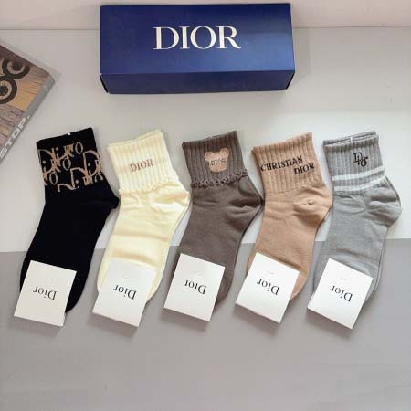 2025年12月10日入荷新品Dior靴下ギフト/誕生日/記念品/アクセサリーkaka工場