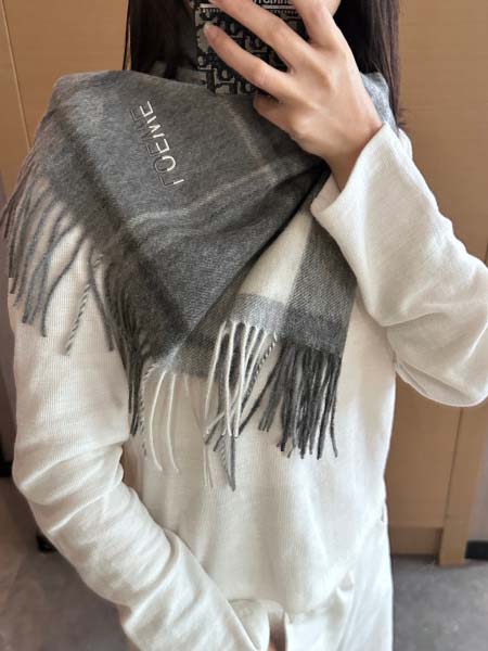 2025年12月10日入荷新品Loeweマフラーギフト/誕生日/記念品/アクセサリーkaka工場