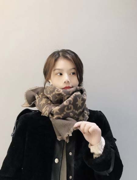 2025年12月10日入荷新品Gucciマフラーギフト/誕生日/記念品/アクセサリーkaka工場