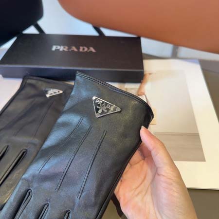 2025年12月10日入荷新品Prada手袋ギフト/誕生日/記念品/アクセサリーkaka工場