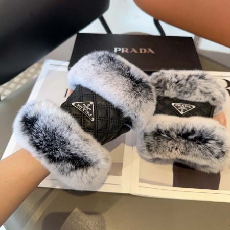 2025年12月10日入荷新品Prada手袋ギフト/誕生日/記念品/アクセサリーkaka工場