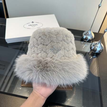 2025年12月10日入荷新品Prada帽子ギフト/誕生日/記念品/アクセサリーkaka工場