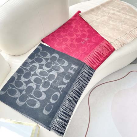 2025年12月11日入荷新品COACHマフラーギフト/誕生日/記念品/アクセサリーkaka工場