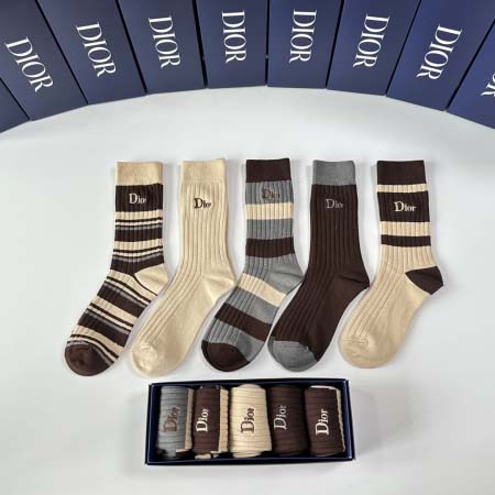2025年12月11日入荷新品Dior靴下ギフト/誕生日/記念品/アクセサリーkaka工場