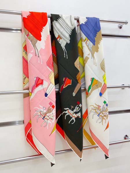 2025年12月11日入荷新品HERMESマフラーギフト/誕生日/記念品/アクセサリーkaka工場