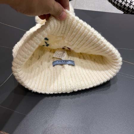 2025年12月11日入荷新品Prada帽子ギフト/誕生日/記念品/アクセサリーkaka工場