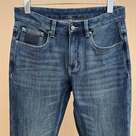 2025年12月12日入荷新作FENDIジーパン秋冬高品質/人気/限定版/Knt工場