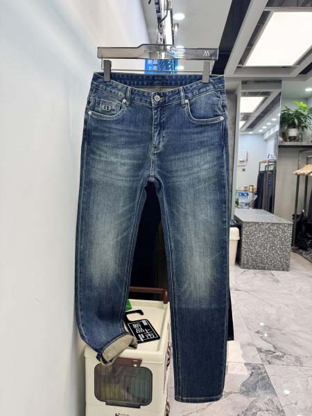 2025年12月12日入荷新作Diorジーパン秋冬高品質/人気/限定版/Knt工場