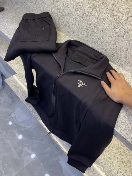 2025年12月15日入荷新作Pradaスーツ秋冬高品質/人気/限定版/Knt工場