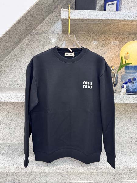 2025年12月15日入荷新作miumiuパーカー秋冬高品質/人気/限定版/Knt工場