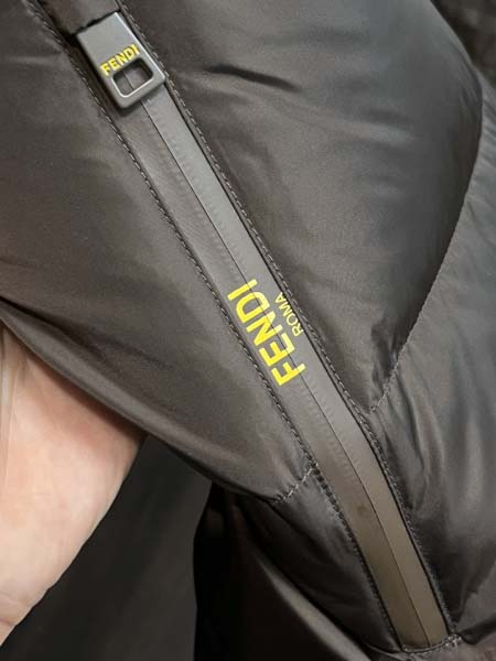 2025年12月16日入荷新作Fendiダウンジャケット秋冬高品質/人気/ASB工場