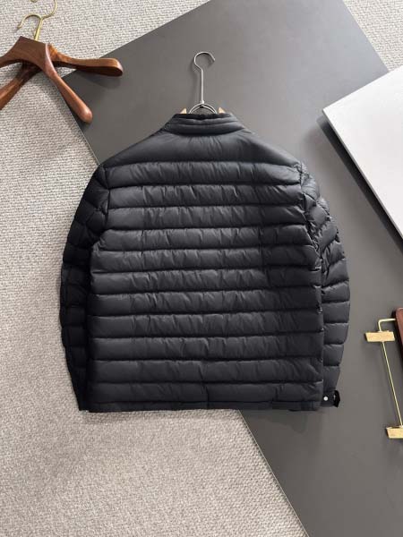 2025年11月17日秋冬新作Monclerダウンジャケット高品質人気商品/XQY工場