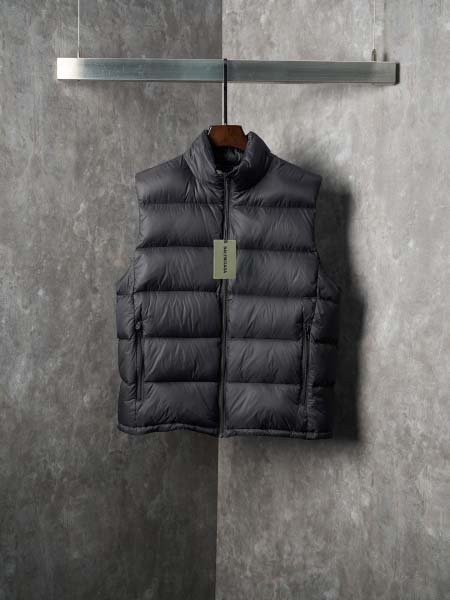 2025年12月1日秋冬新作Balenciagaダウンベスト...