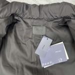 2025年12月1日秋冬新作Prada綿の服高品質人気商品/LDF工場
