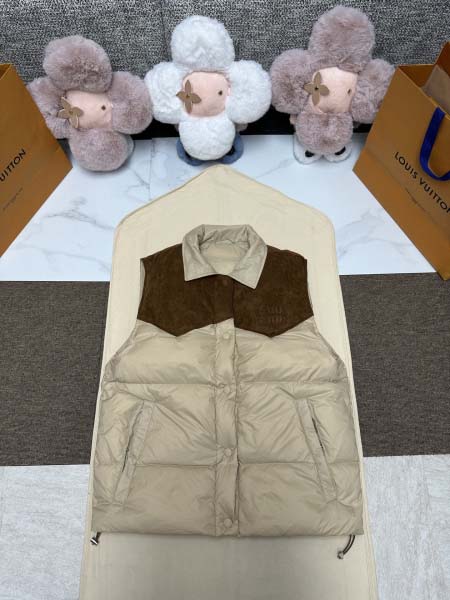 2025年12月3日秋冬新作MIUMIUタンクトップ高品質人...