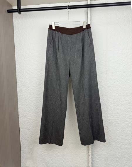 2025年12月4日秋冬新作Miumiuズボン高品質人気商品...