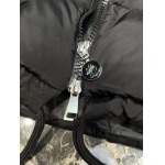 2025年12月5日秋冬新作Moncler女 ダウンジャケット高品質人気商品/LDF工場