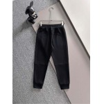 2025年12月5日入荷新作Pradaスーツ上下 ★高級品/誕生日プレゼント/OM工場