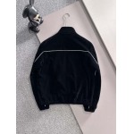 2025年12月5日入荷新作Pradaスーツ上下 ★高級品/誕生日プレゼント/OM工場