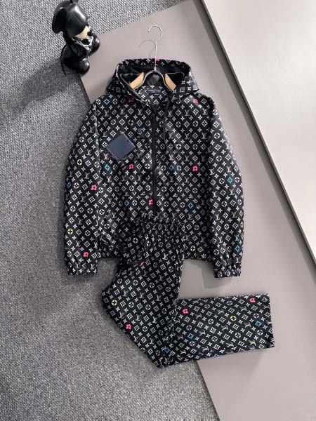 2025年12月5日入荷新作Louis Vuittonスーツ...