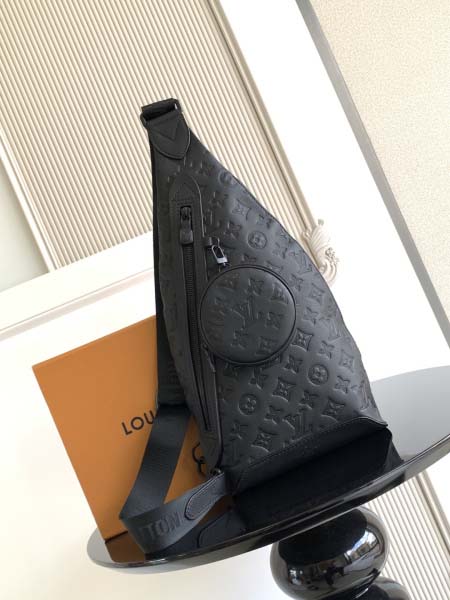 2025年12月8日入荷ヴィトン バッグM21890 高品質...