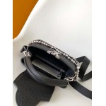 2025年12月8日入荷ヴィトン バッグM12345 M12279 M11908 M11906 Capucines BBTrilogy TaurillonMonogram 270高品質新作/誕生日プレゼント