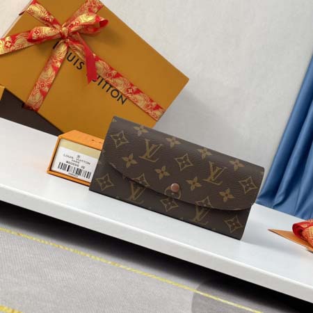 2025年12月8日入荷ヴィトン財布M60696Emilie...