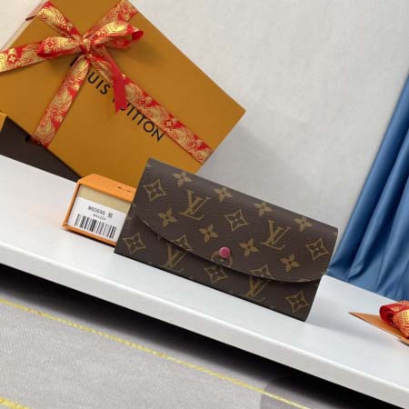 2025年12月8日入荷ヴィトン財布M60696Emilie...