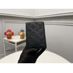 2025年12月8日入荷ヴィトン財布M13187“Couvertaux Passport NM”10 x 14 x 2.5 高品質新作/誕生日プレゼント