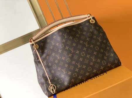2025年12月9日入荷Louis Vuitton バッグ ...