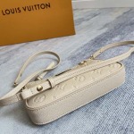 2025年12月9日入荷Louis Vuitton バッグ Easy Pouch M13614 M82346 M81862 M81066 M80349M14421 Easy PouchMonogram 高品質新作/誕生日プレゼント/ZC工場