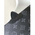 2025年12月9日入荷Louis Vuitton バッグM46794 M23741 S-Cape Monogram Taurillon Georges Vuitton S-lock 28 x 16 x 10 高品質新作/誕生日プレゼント/