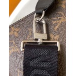 2025年12月9日入荷Louis Vuitton バッグM14036 M81124 M81115 Gaston Wearable Wallet Pochette Voyage Monogram Shadow 22.0 x 14.5 x 4