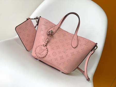 2025年12月9日入荷Louis Vuitton バッグM...