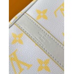 2025年12月9日入荷Louis Vuitton バッグ M14834 Keepall Bandoulière 50 Monogram Glow Monogram 29 x 23 x 50 Monogram Glow 高品質新作/誕生日プ