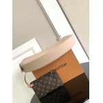 2025年12月9日入荷Louis Vuitton バッグM14635 高品質新作/誕生日プレゼント/ZC工場