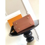 2025年12月9日入荷Louis Vuitton バッグM25354 高品質新作/誕生日プレゼント/ZC工場