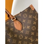 2025年12月9日入荷Louis Vuitton バッグM14235 Organizer OnTheGo Monogram 29 x 16 x 37 高品質新作/誕生日プレゼント/ZC工場