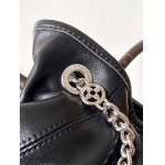 2025年12月9日入荷Louis Vuitton バッグM25522 LV Vibe Off Duty 25 x 10 x 24 00 高品質新作/誕生日プレゼント/ZC工場