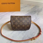 2025年12月9日入荷Louis Vuitton バッグM82335  Mini Bumbag Monogram 17.0 x 12.0 x 9.5 Monogram 高品質新作/誕生日プレゼント/ZC工場