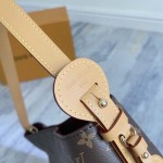 2025年12月9日入荷Louis Vuitton バッグM12926 All In Monogram 1930 31 x 18 x 26 Monogram 高品質新作/誕生日プレゼント/ZC工場