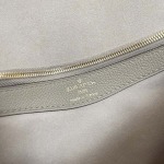 2025年12月9日入荷Louis Vuitton バッグM46584M46386 M46388 M46846 M46583 M47161 Diane Monogram Empreinte 23*16*8.5c 高品質新作/誕生日プレゼント