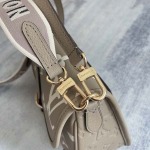 2025年12月9日入荷Louis Vuitton バッグM46584M46386 M46388 M46846 M46583 M47161 Diane Monogram Empreinte 23*16*8.5c 高品質新作/誕生日プレゼント