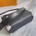 2025年12月10日入荷Louis Vuitton バッグ高品質新作/誕生日プレゼント/ZC工場