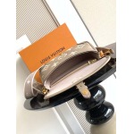 2025年12月10日入荷Louis Vuitton バッグ高品質新作/誕生日プレゼント/ZC工場