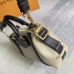 2025年12月10日入荷Louis Vuitton バッグ高品質新作/誕生日プレゼント/ZC工場
