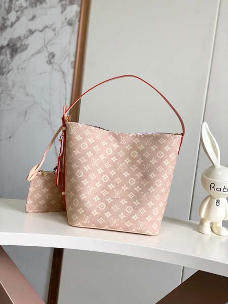2025年12月10日入荷Louis Vuitton バッグ...