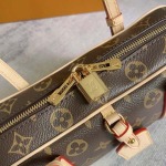 2025年12月10日入荷Louis Vuitton バッグ高品質新作/誕生日プレゼント/ZC工場