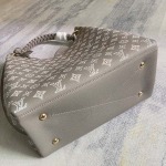 2025年12月10日入荷Louis Vuitton バッグ高品質新作/誕生日プレゼント/ZC工場